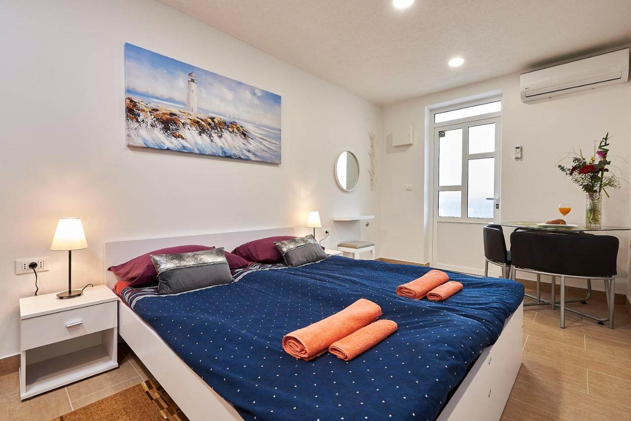 Studio Apartment Bascan Trogir Eksteriør billede