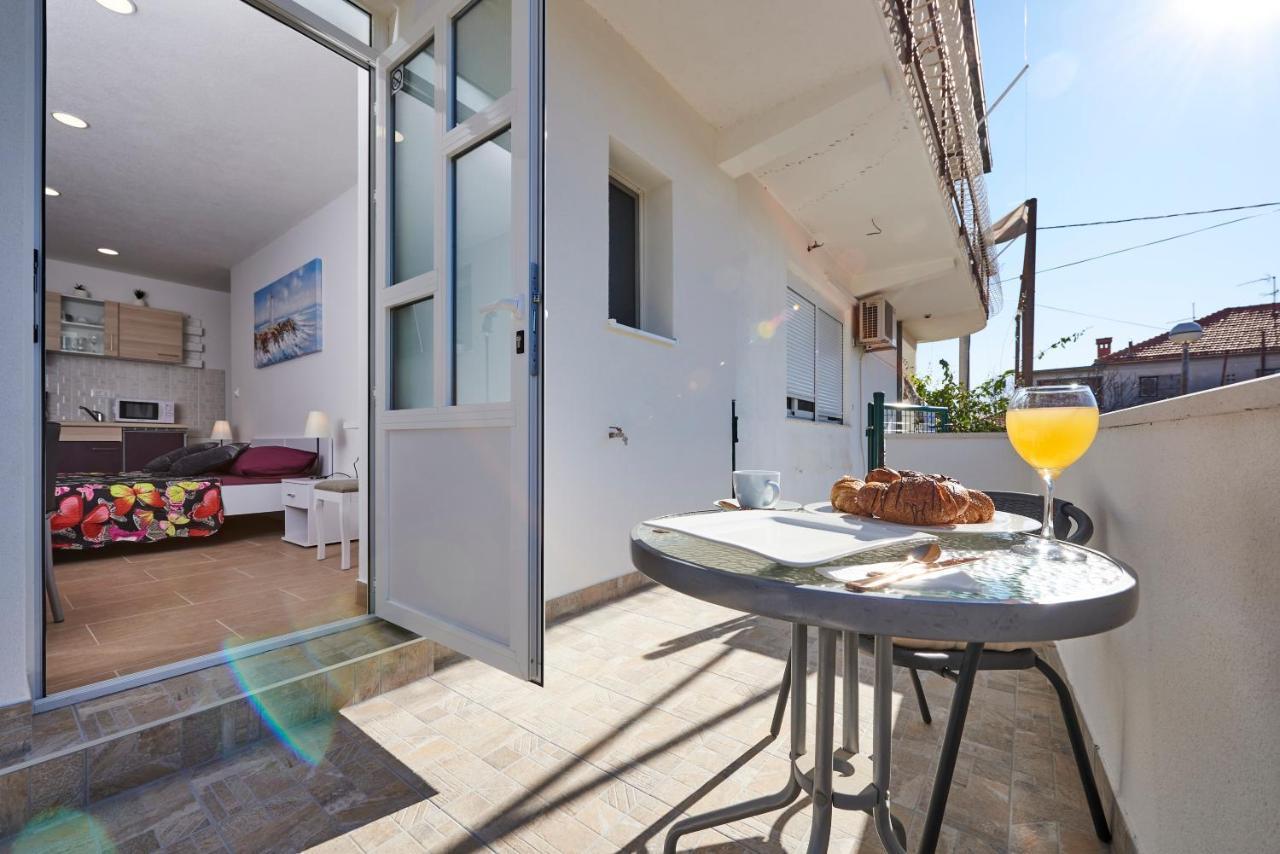 Studio Apartment Bascan Trogir Eksteriør billede